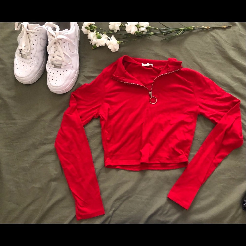 Red long sleeve crop top